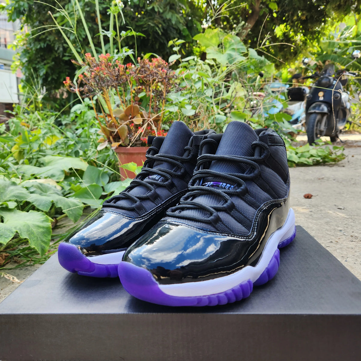 AJ 11 Black Grape Shoes Sneakers - nk0004209 image 8