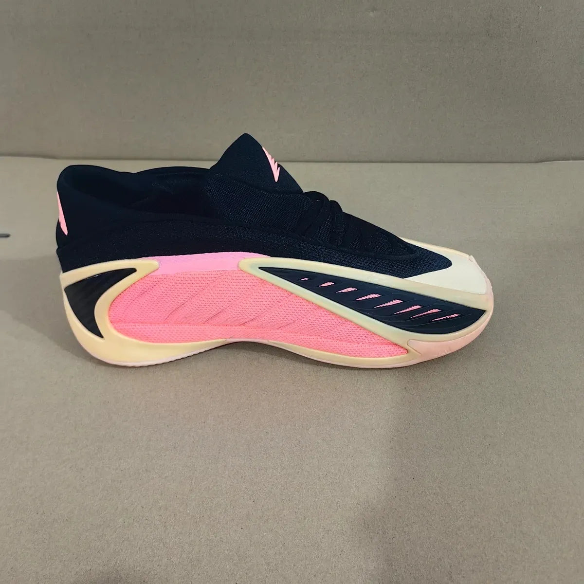 AE 2 With Love Shoes Sneakers - nk0004688 image 8