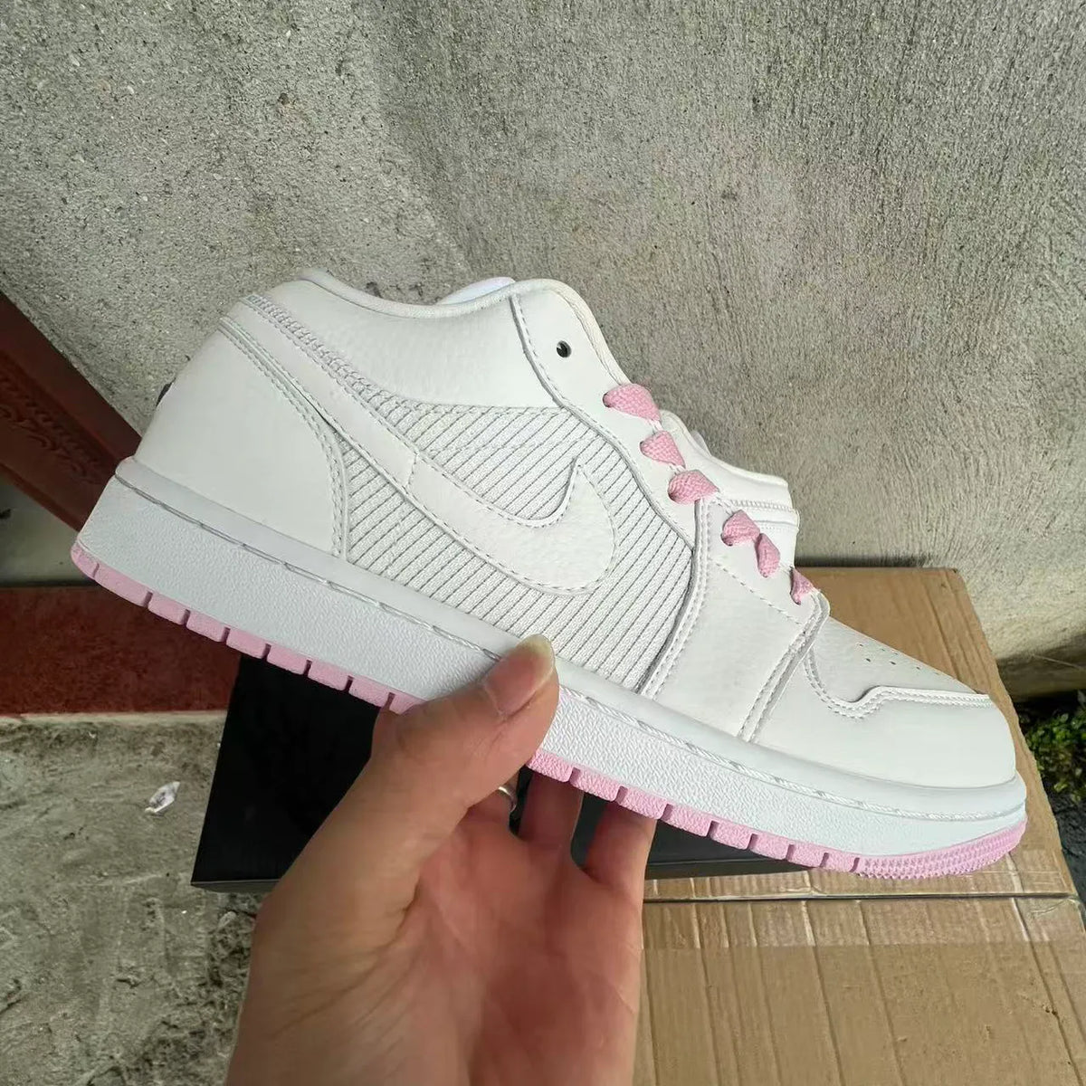 AJ 1 Low SE Summit White Shoes Sneakers – nk0005492 image 2