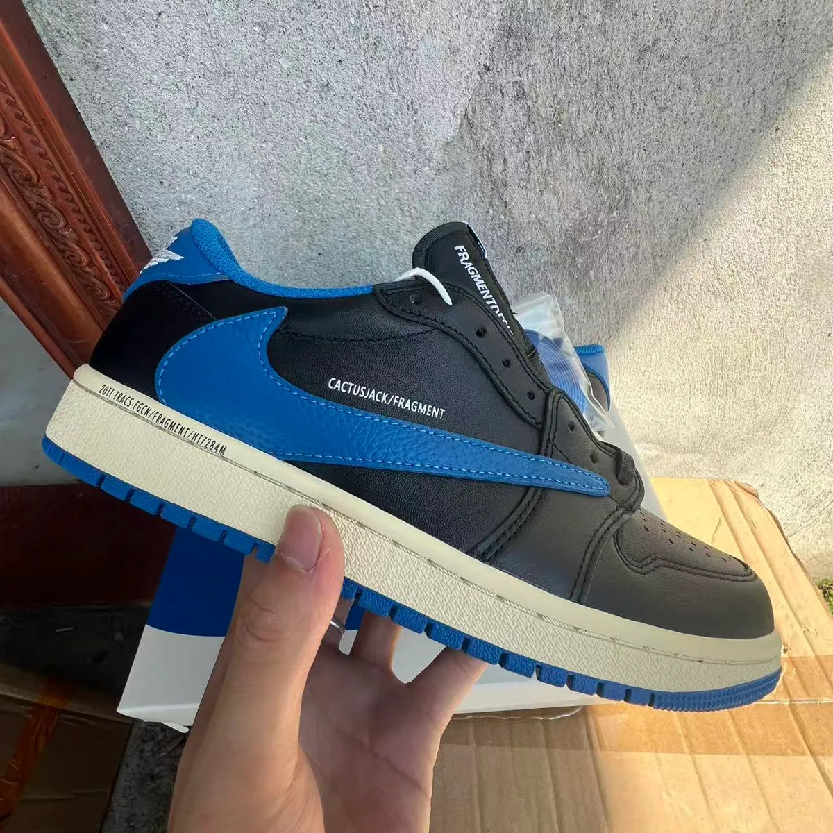Fragment x Travis Scott x AJ 1 Low 3.0 "Black and White Blue" Shoes Sneakers – nk0005308 image 2