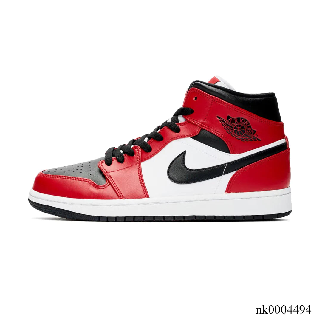 AJ 1 Mid Chicago Toe Shoes Sneakers – nk0004494 image 1