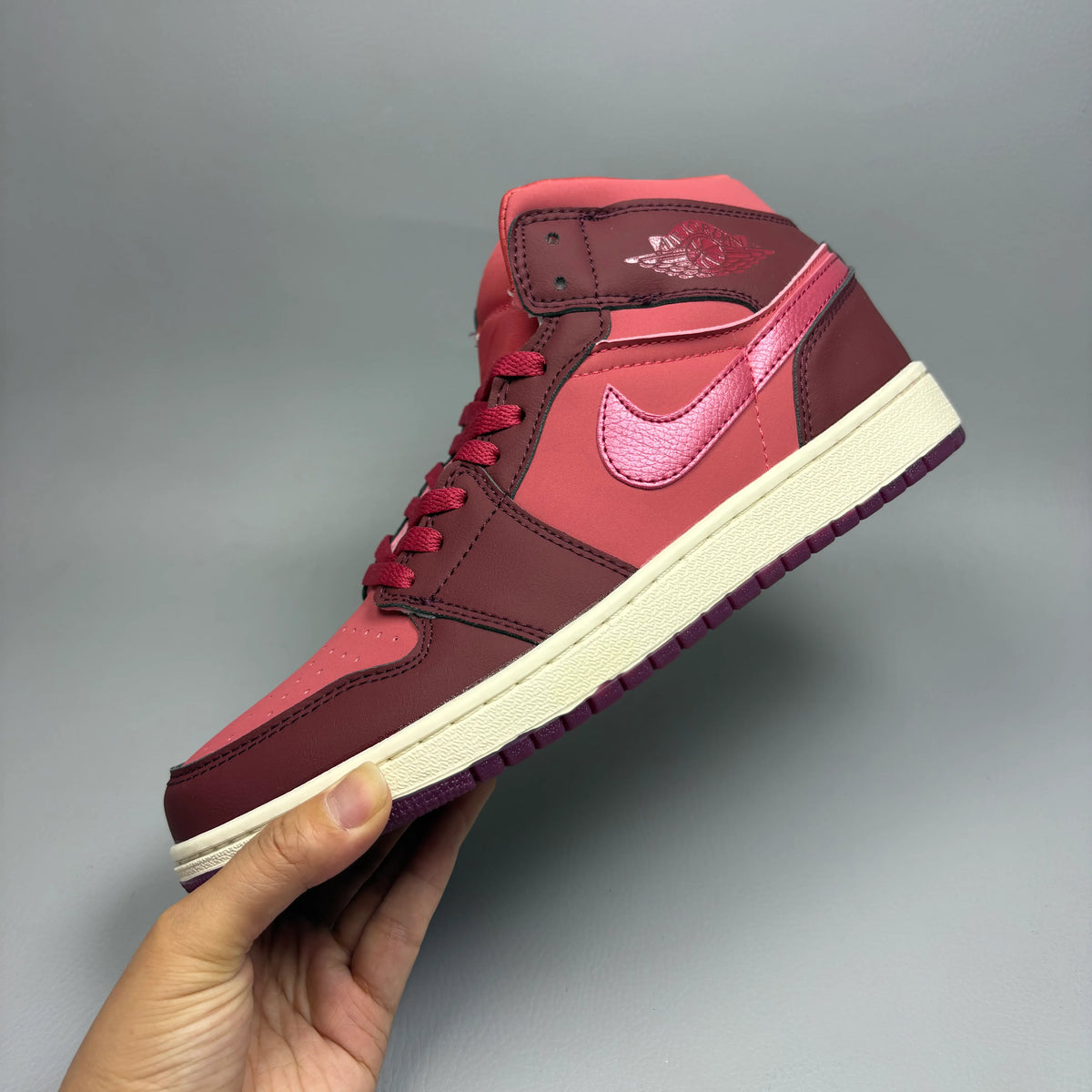 AJ 1 Mid SE 'Valentine's Day' Shoes Sneakers – nk0005313 image 4