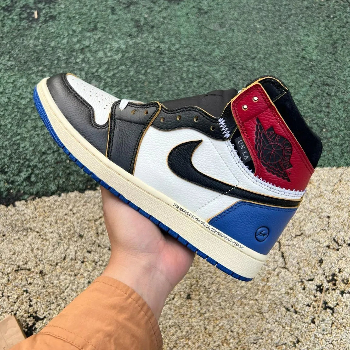 Fragment x Union LA x AJ 1 High OG Varsity Red Shoes Sneakers – nk0004749 image 3