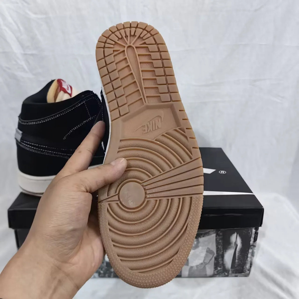 AJ 1 Retro High OG Flight Club Sneakers – nk0005229 image 16