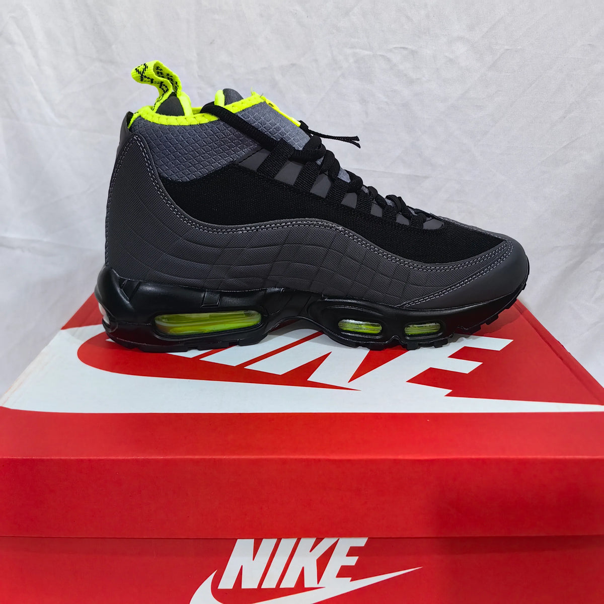 AM 95 Sneakerboot 'Volt' Shoes Sneakers - nk0005231 image 5