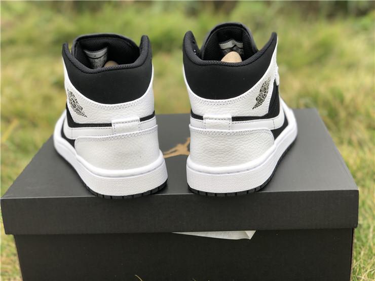 AJ 1 Mid White Black Shoes Sneakers - nk0000560 image 9