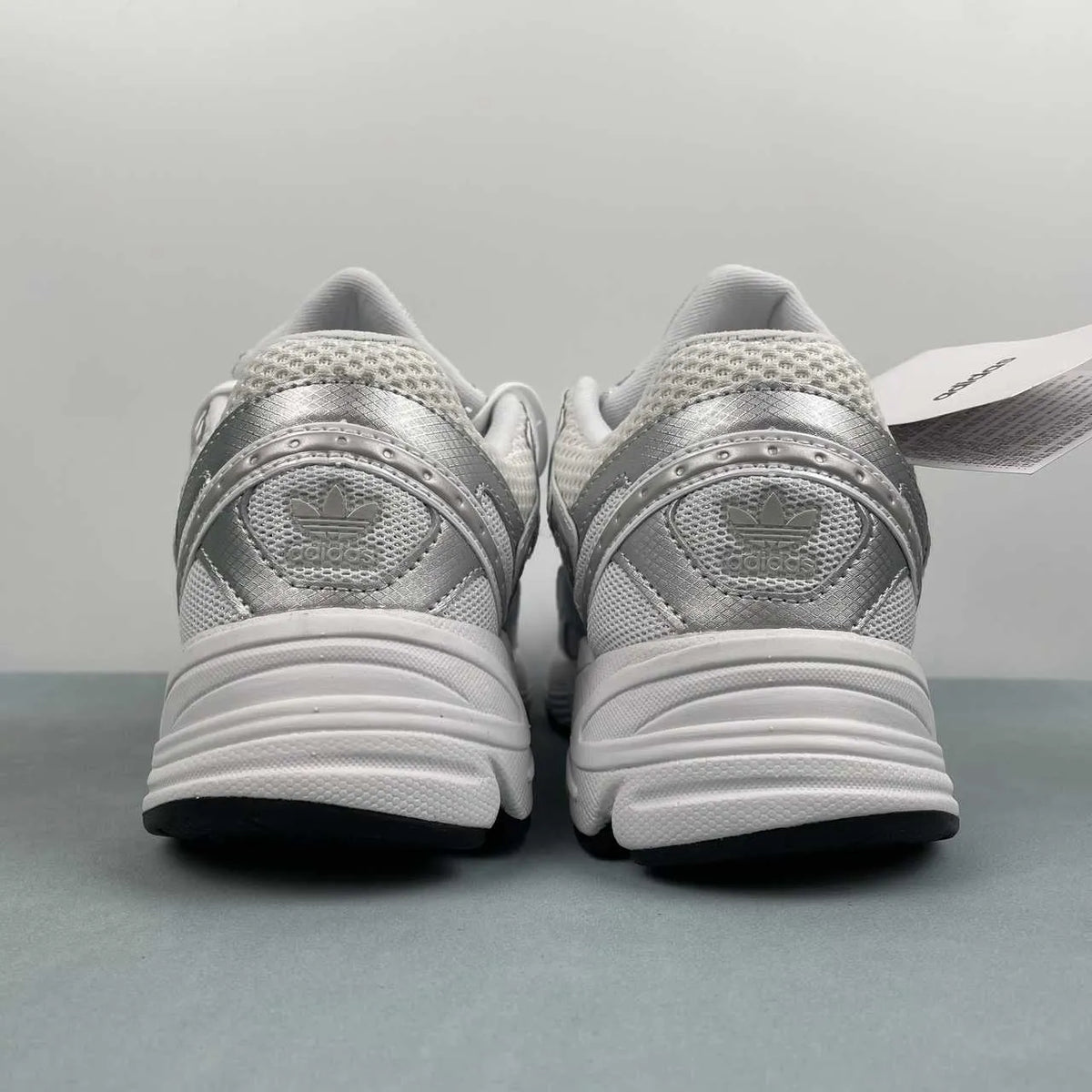 AD Astir Shoes Sneakers - nk0005341 image 5