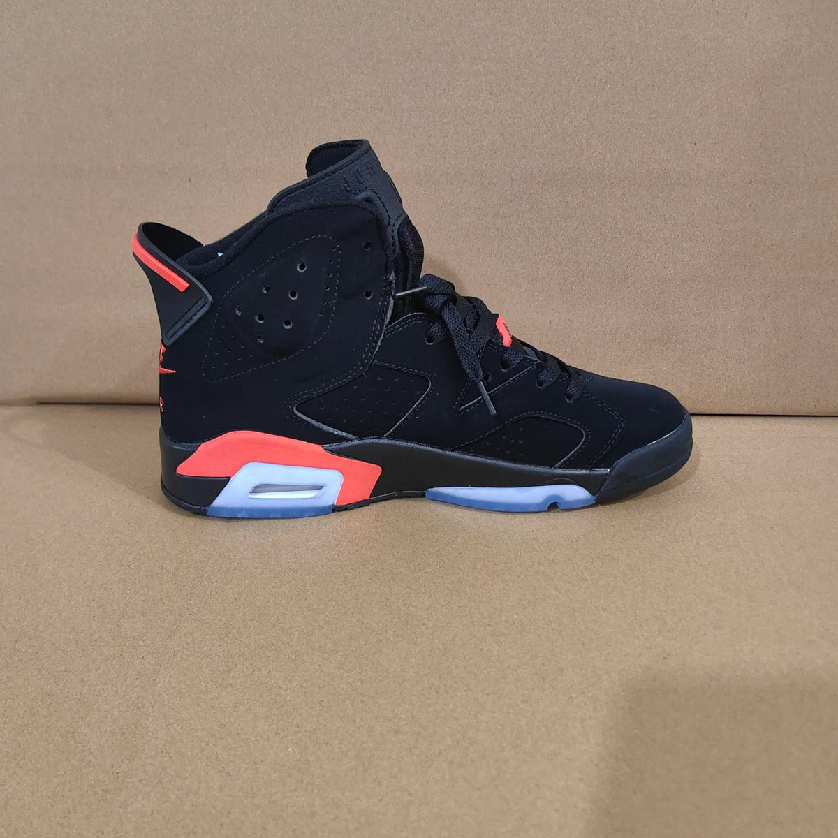 AJ 6 Reverse Infrared/ Salesman (2026) Shoes Sneakers - nk0004458 image 3