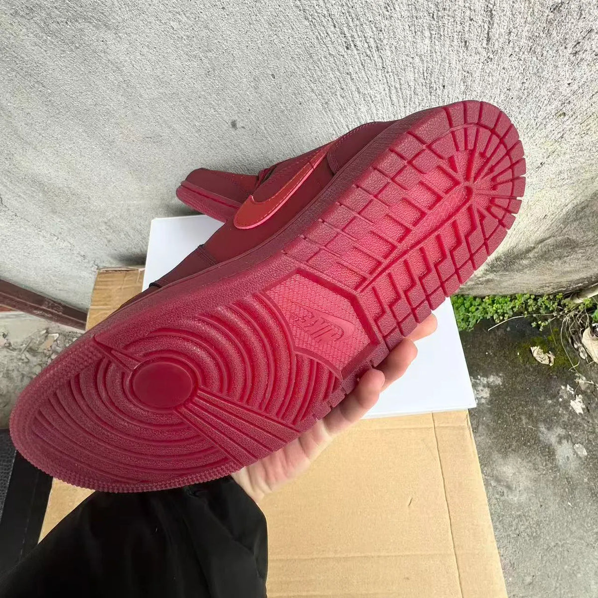 AJ 1 Low SE Valentine's Day (2026) Shoes Sneakers – nk0004908 image 11