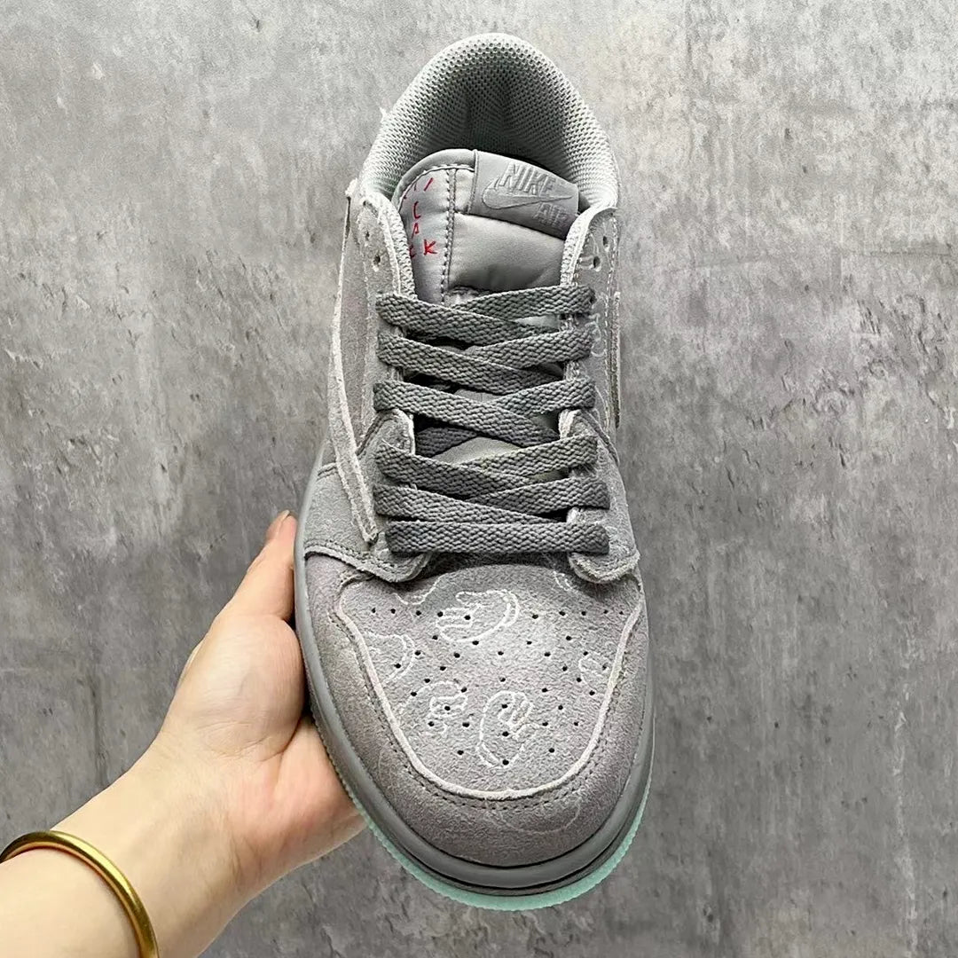 Travis Scott x KAWS x AJ 1 Low OG Cool Grey Shoes Sneakers – nk0004638 image 7