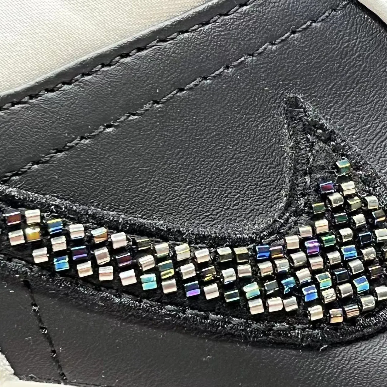 AJ 1 Low Beaded Swoosh Shoes Sneakers - nk0002543 - Image 13