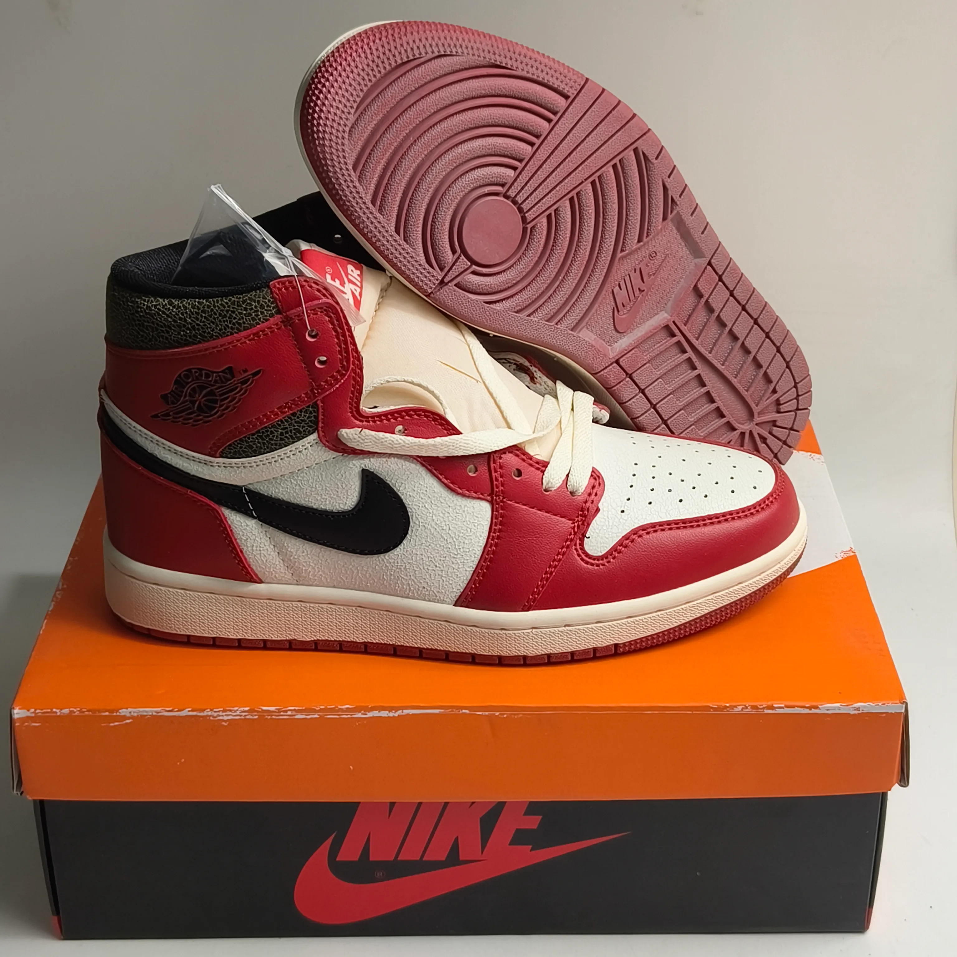 AJ 1 High OG Chicago Reimagined Shoes Sneakers - nk0002132 - Image 6