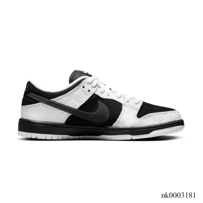 SB Dunk Low x The Tightbooth Shoes Sneakers - nk0003181