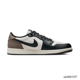 AJ 1 Low OG Mocha Shoes Sneakers - nk0003397