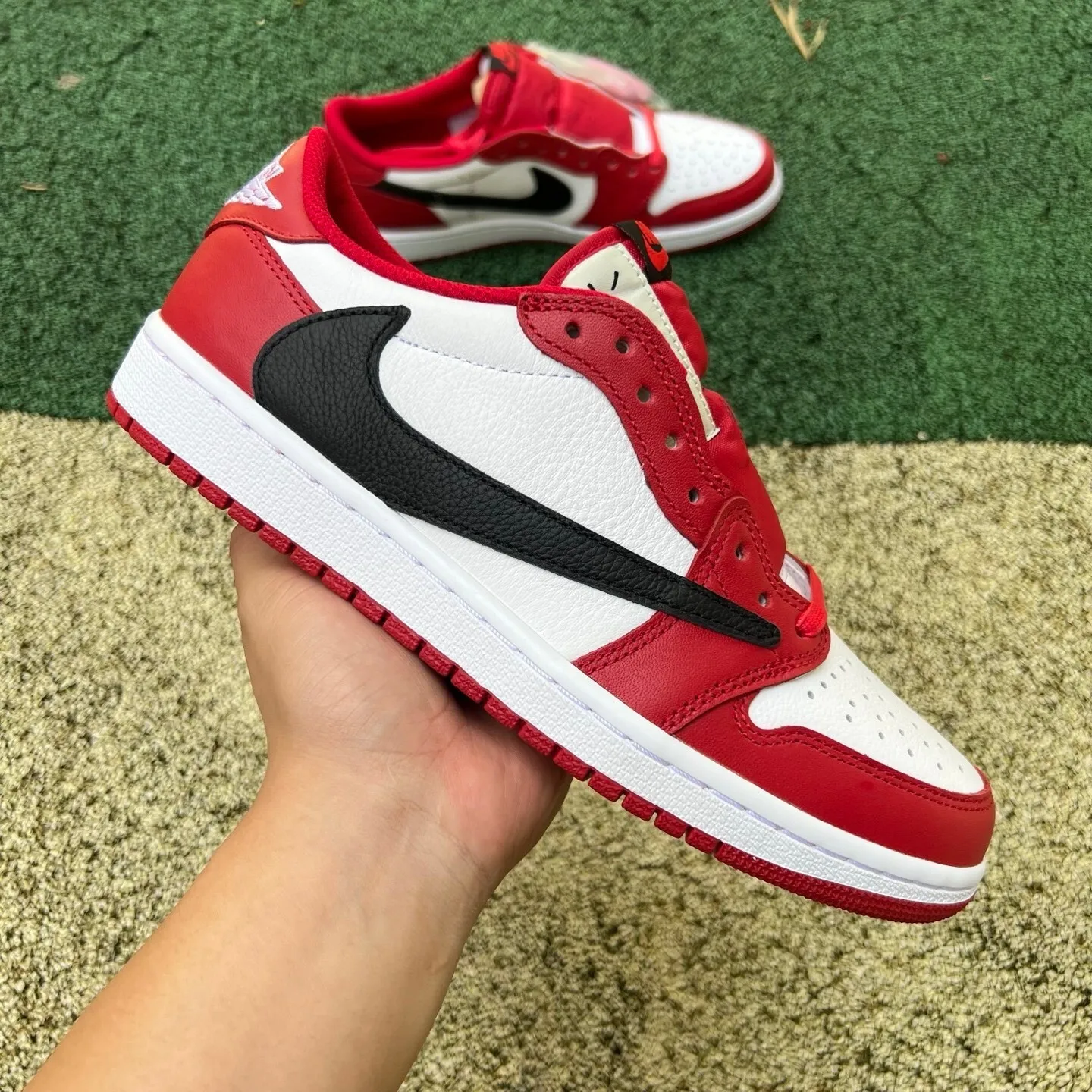 Travis Scott x AJ 1 Low OG Chicago Shoes Sneakers - nk0004155 - Image 5