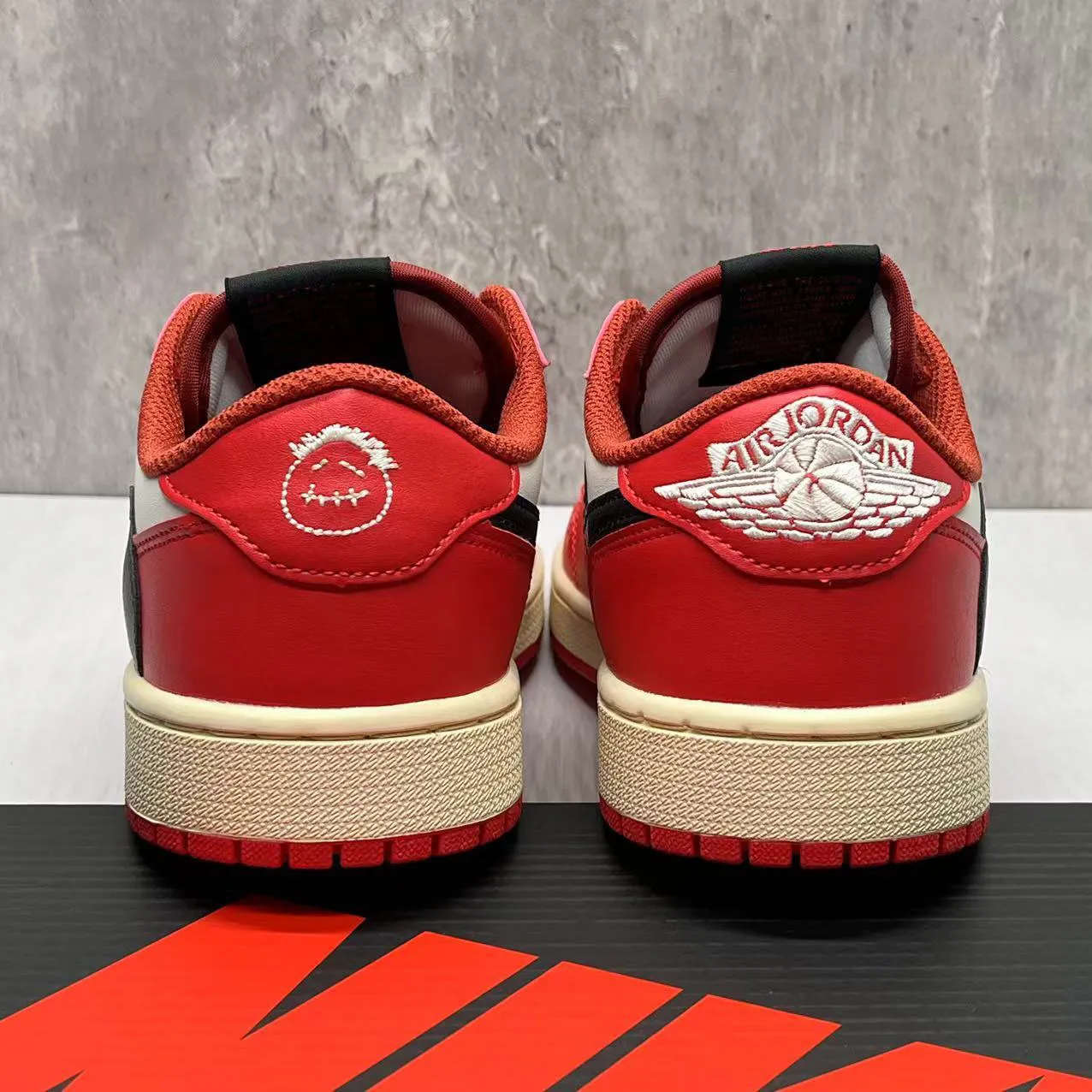 Travis Scott x AJ 1 Low OG Chicago Shoes Sneakers - nk0004155 - Image 8