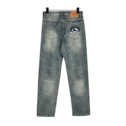 Alternative view of BUR Vintage Wash Laurel Emblem Jeans - 364 - bbr0000364