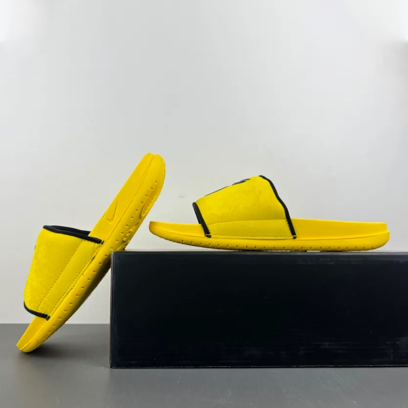 Kobe Offcourt Slides Lightning - 3 - kbs000003 - Image 10