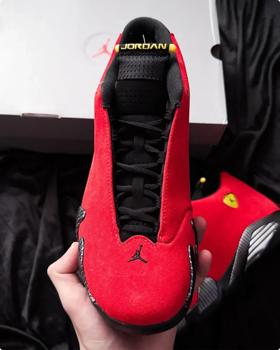 AJ 14 Ferrari 2025