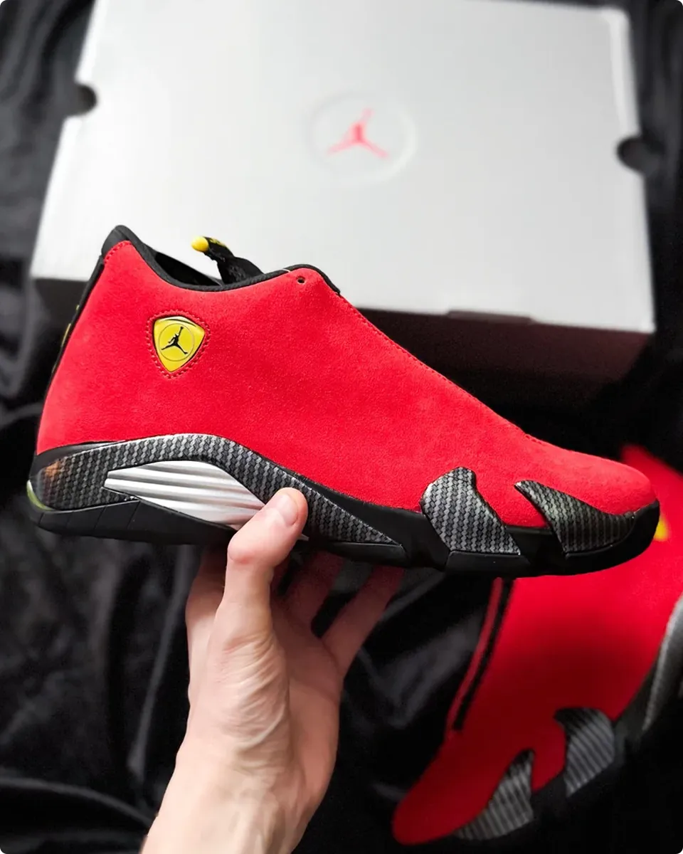 AJ 14 Ferrari 2025