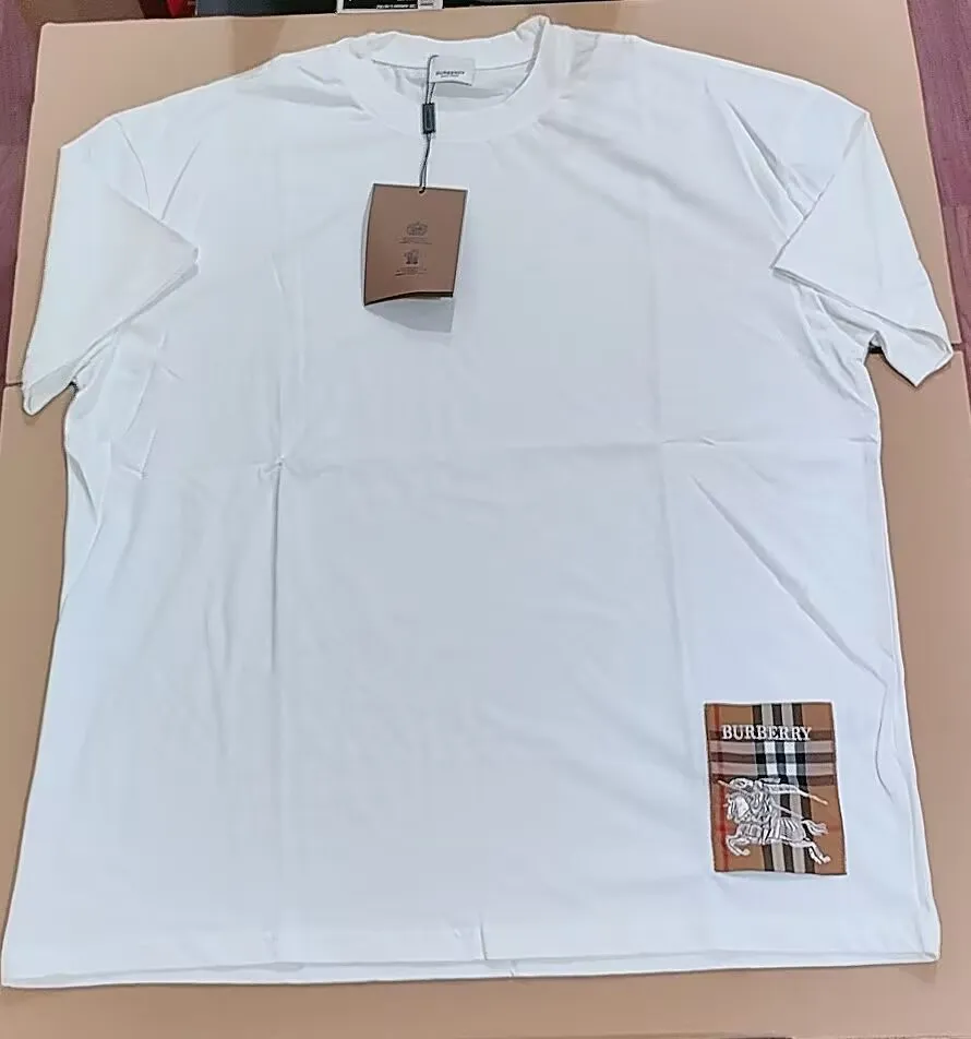 BUR Check Label T-Shirt in White - 384 - bbr0000384