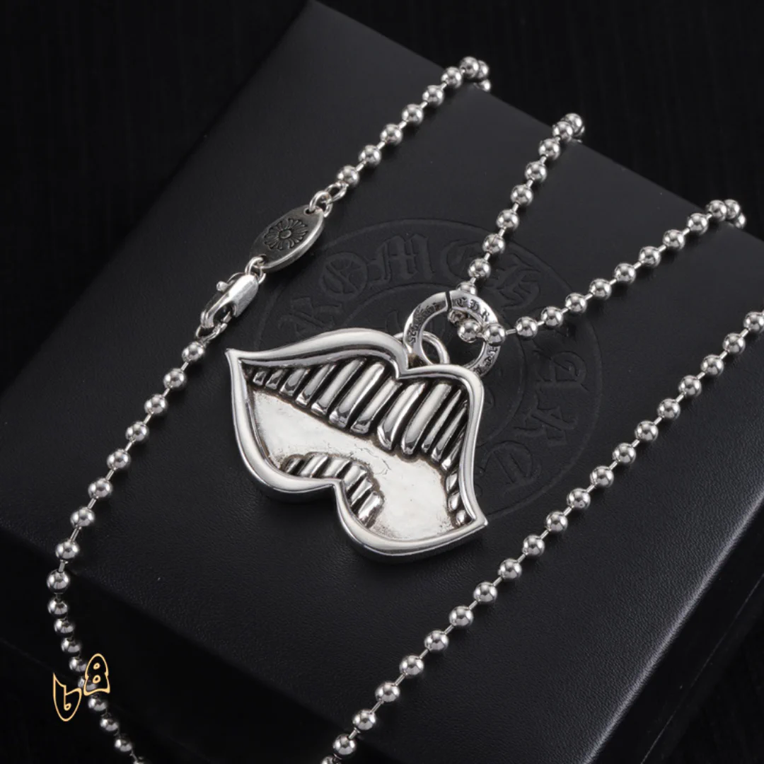 CH Lip Pendant Necklace - CH0007 - Image 4
