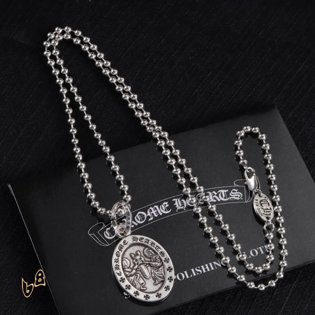 CH Oval Pendant Necklace - CH0014