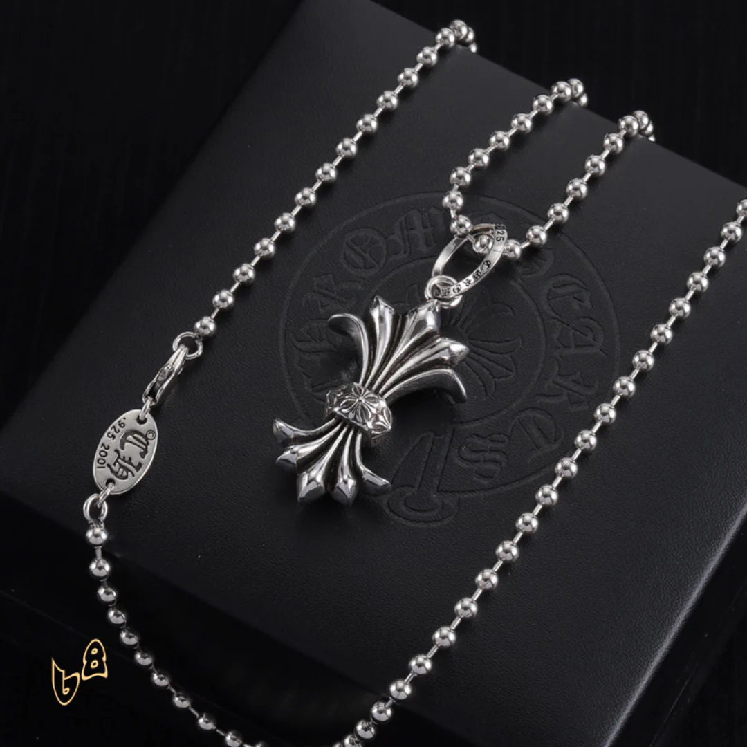 CH Cross Pendant Necklace - CH0029 - Image 4