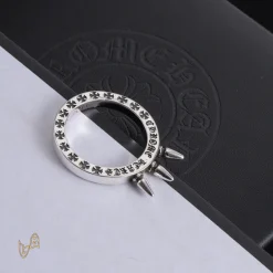 Alternative view of CH Triple Spike Ring - CH0092