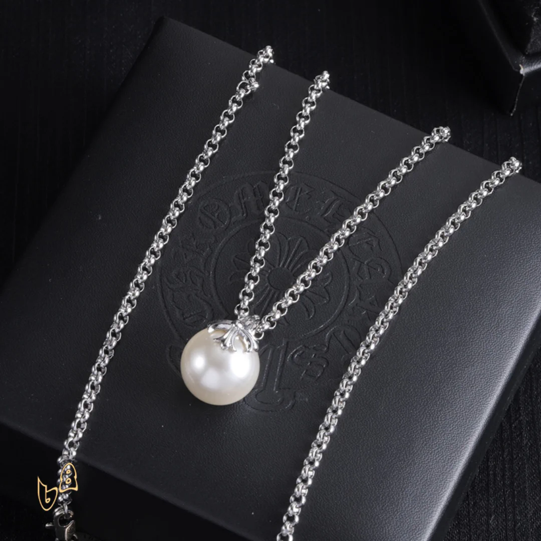 CH Pearl Pendant Necklace - CH0045 - Image 5