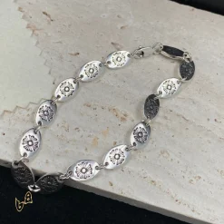 Alternative view of CH Oval Charm Bracelet - CH0062