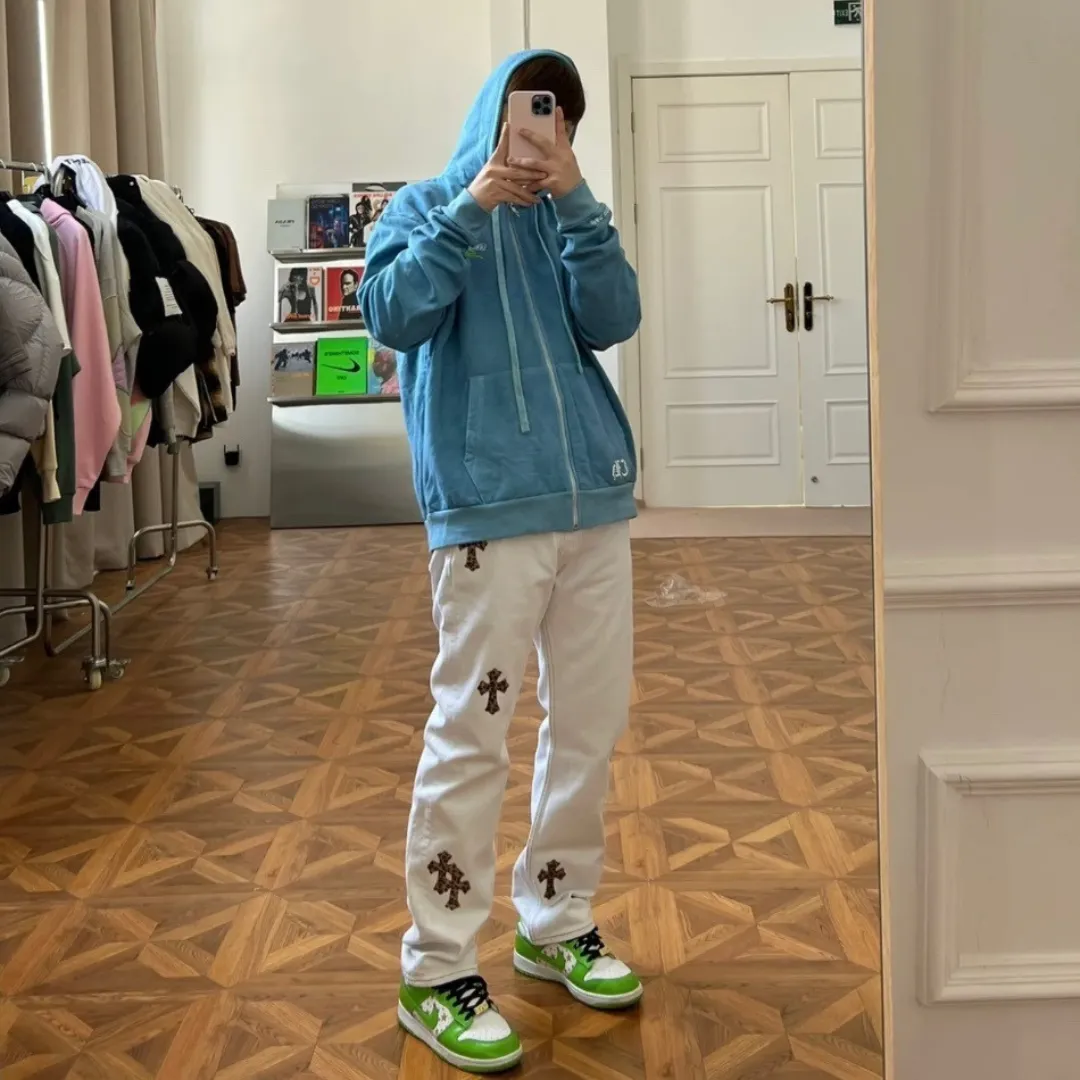 CH Cross Patch Jeans - CH0110 - Image 10