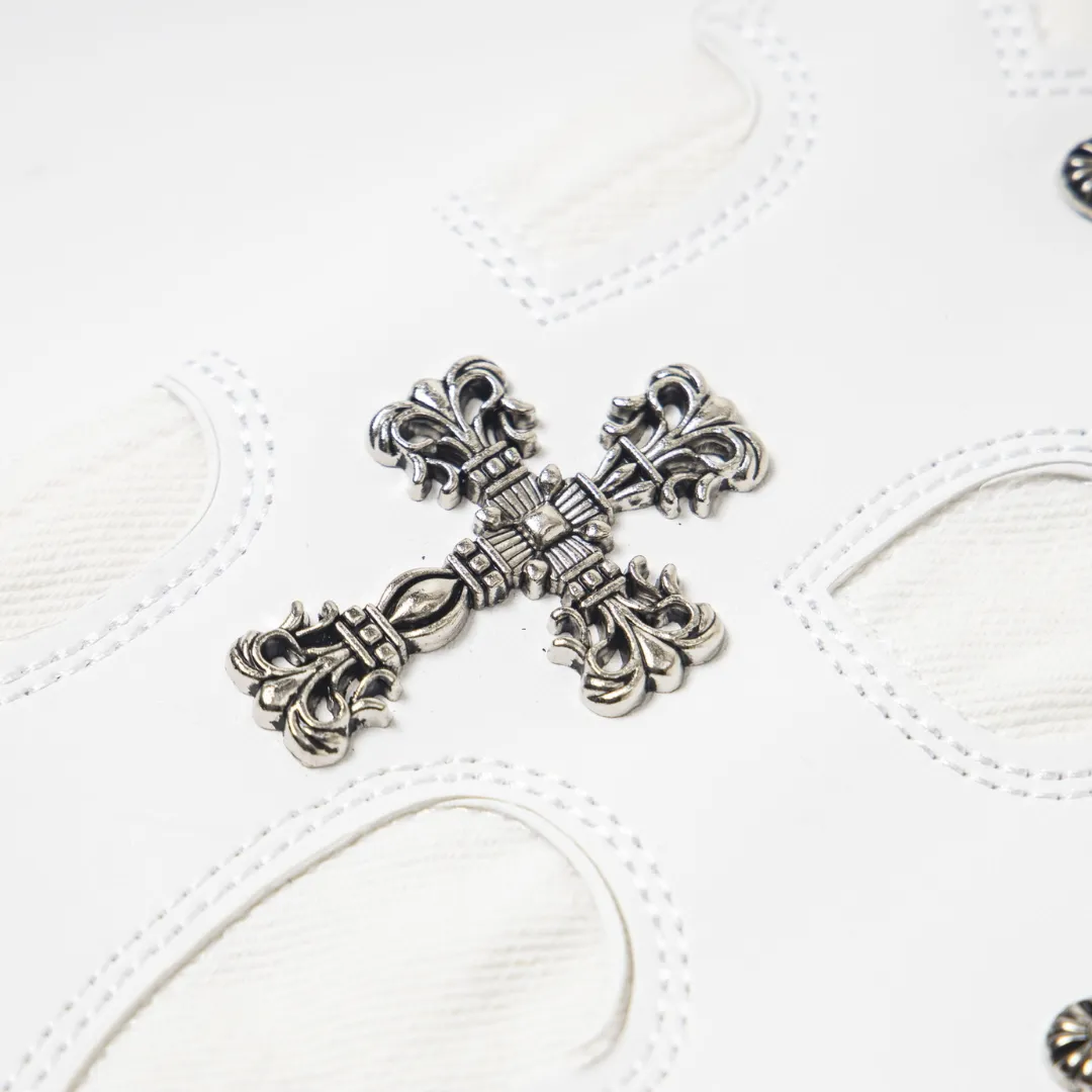 CH Cross Patch Jeans - CH0135 - Image 4