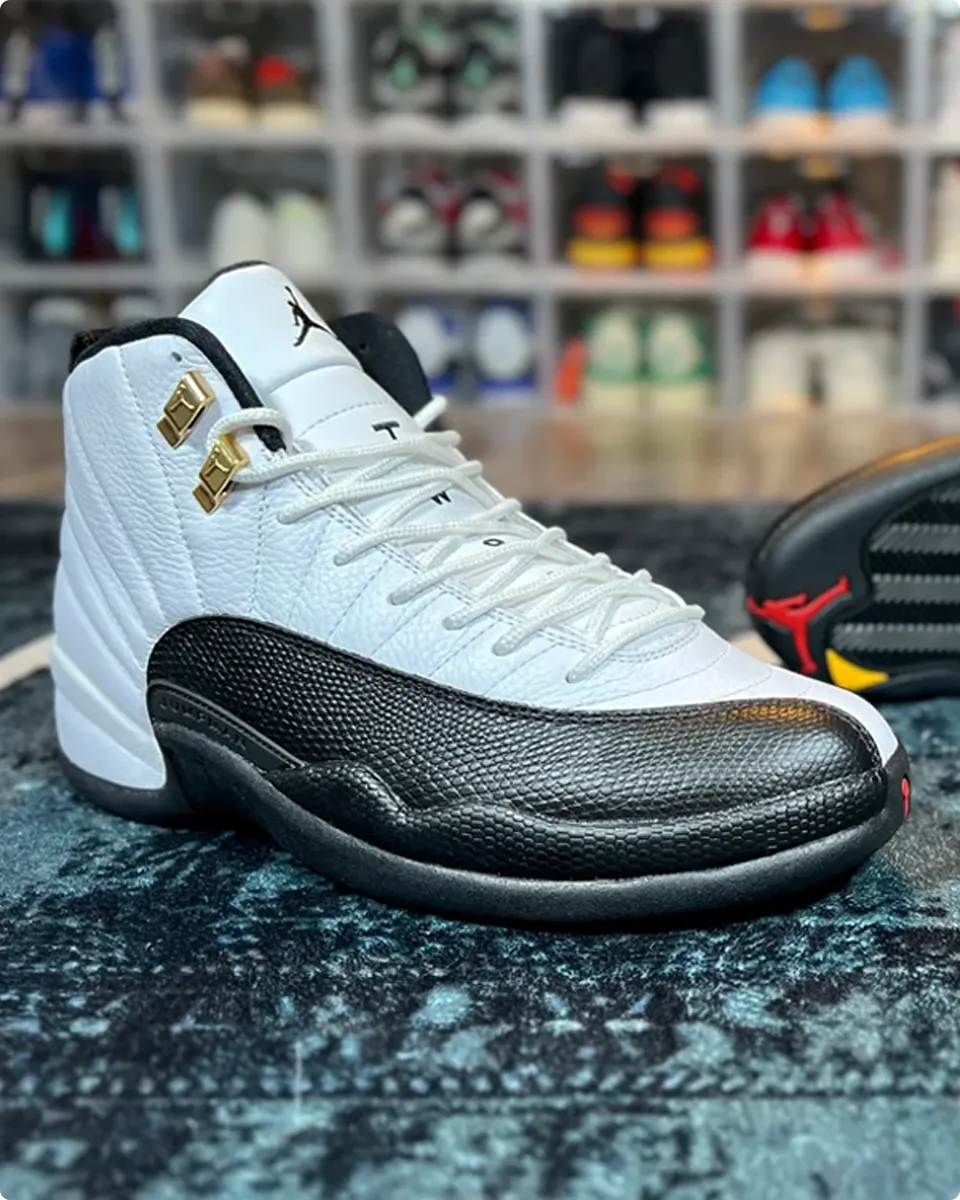 AJ 12 Taxi