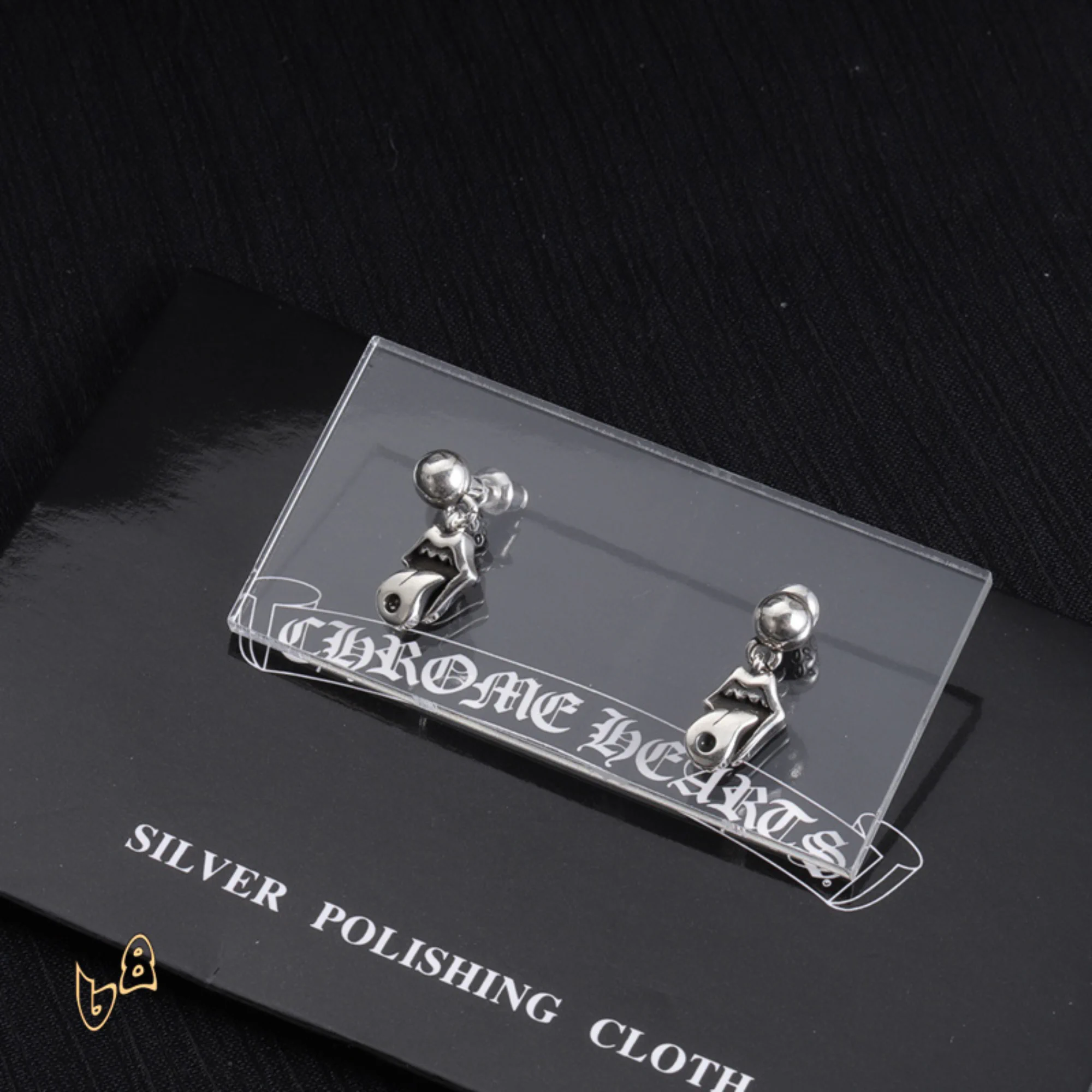 CH Cross Lip Tongue Earrings - CH0151 - Image 3