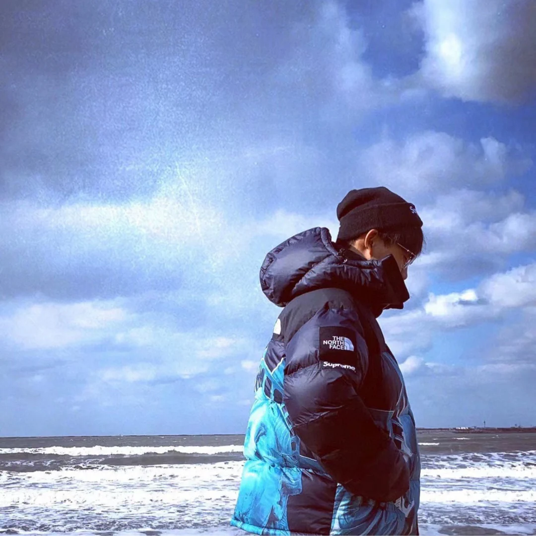 SUP x TNF Down Jacket - TNF0010 - Image 10