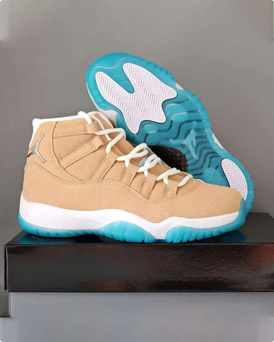 AJ 11 H-Town