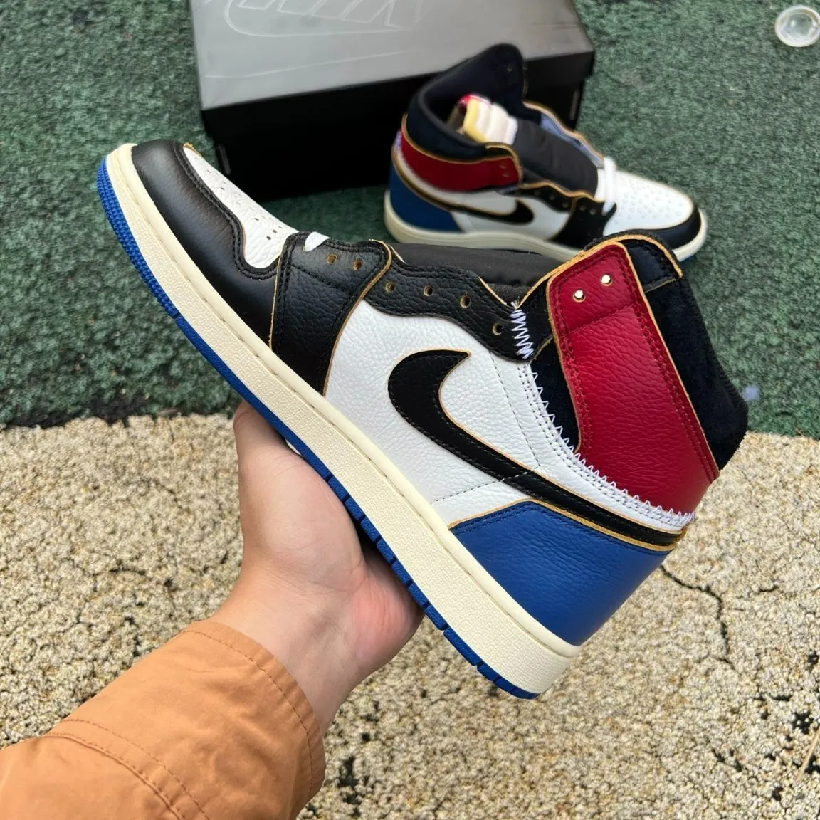 Fragment x Union LA x AJ 1 High OG Varsity Red Shoes Sneakers – nk0004749 - Image 6