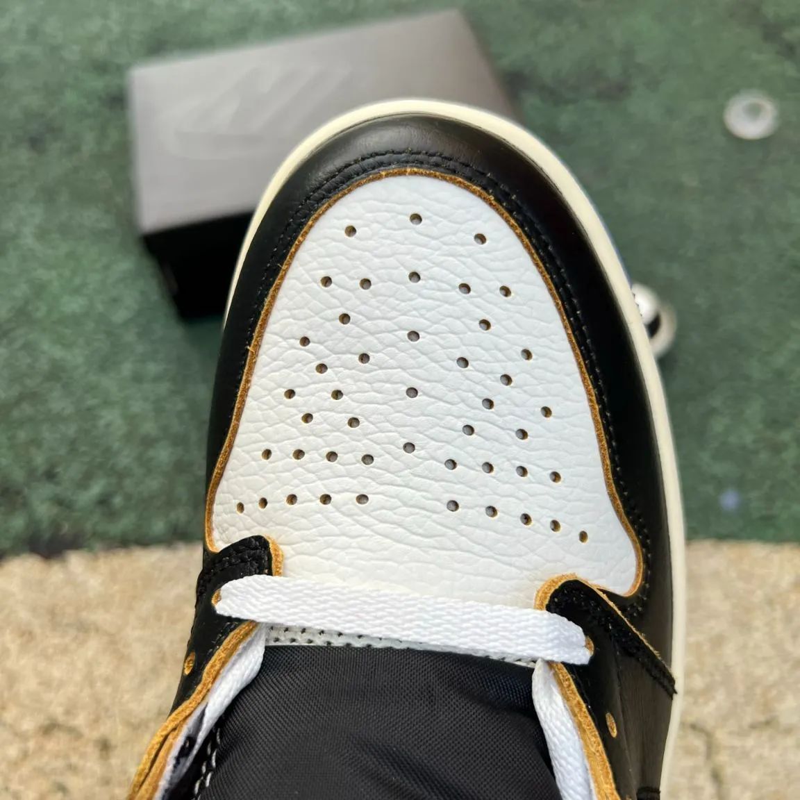 Fragment x Union LA x AJ 1 High OG Varsity Red Shoes Sneakers – nk0004749 - Image 11