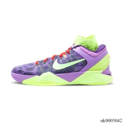 Alternative view of Zoom Kobe 7 Supreme XDR 'Christmas' Shoes Sneakers - nk0005042