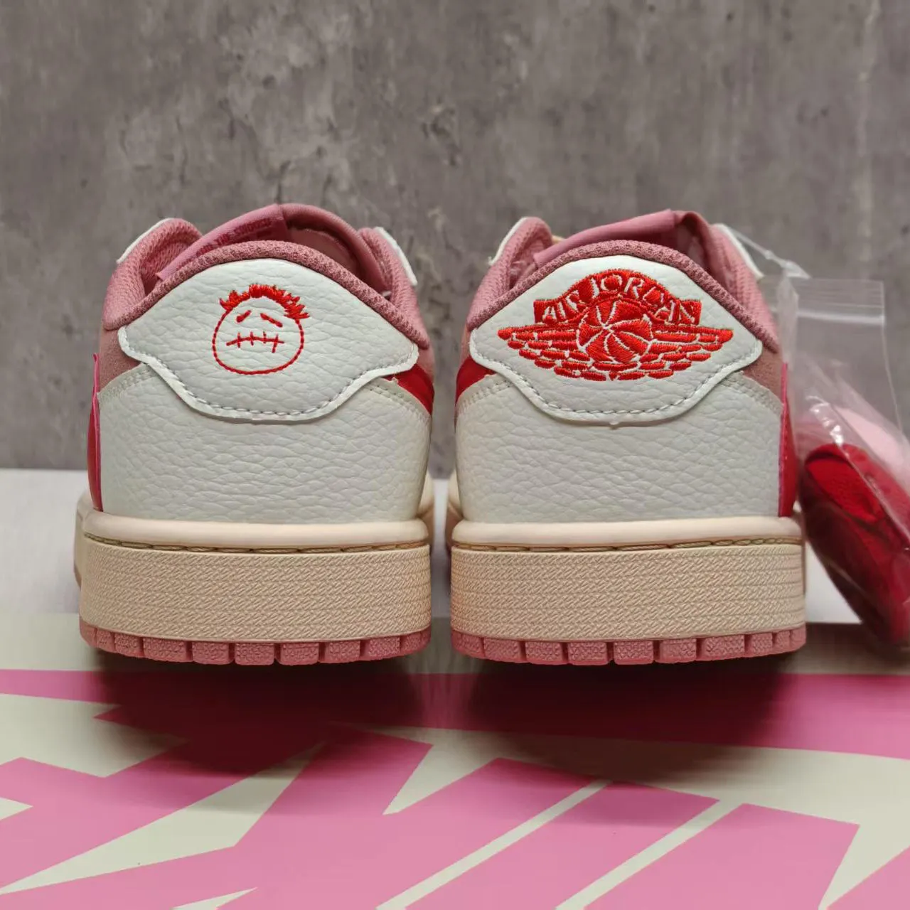 Travis Scott x AJ 1 Retro Low OG 'Sail Tropical Pink' Shoes Sneakers – nk0005263 - Image 8