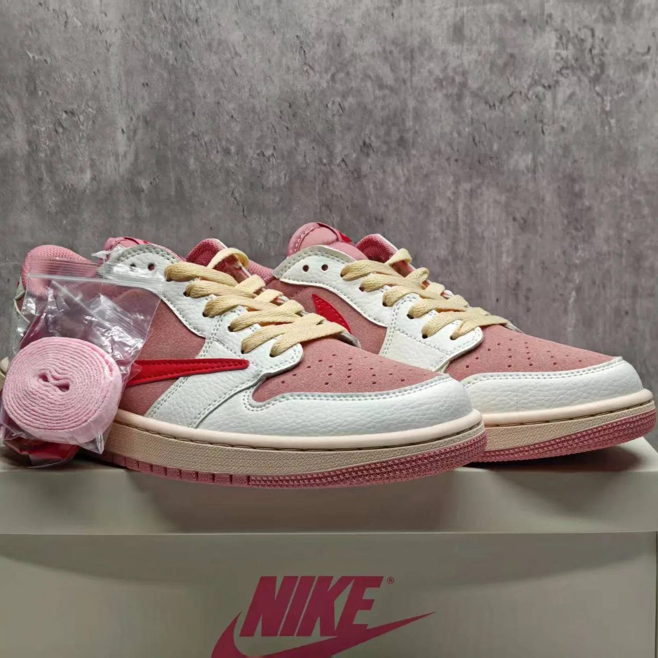 Travis Scott x AJ 1 Retro Low OG 'Sail Tropical Pink' Shoes Sneakers – nk0005263 - Image 3