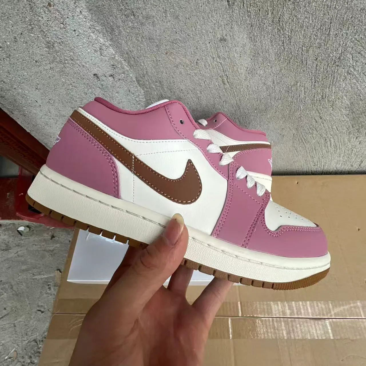 AJ 1 Low Desert Berry Shoes Sneakers - nk0002800 - Image 11