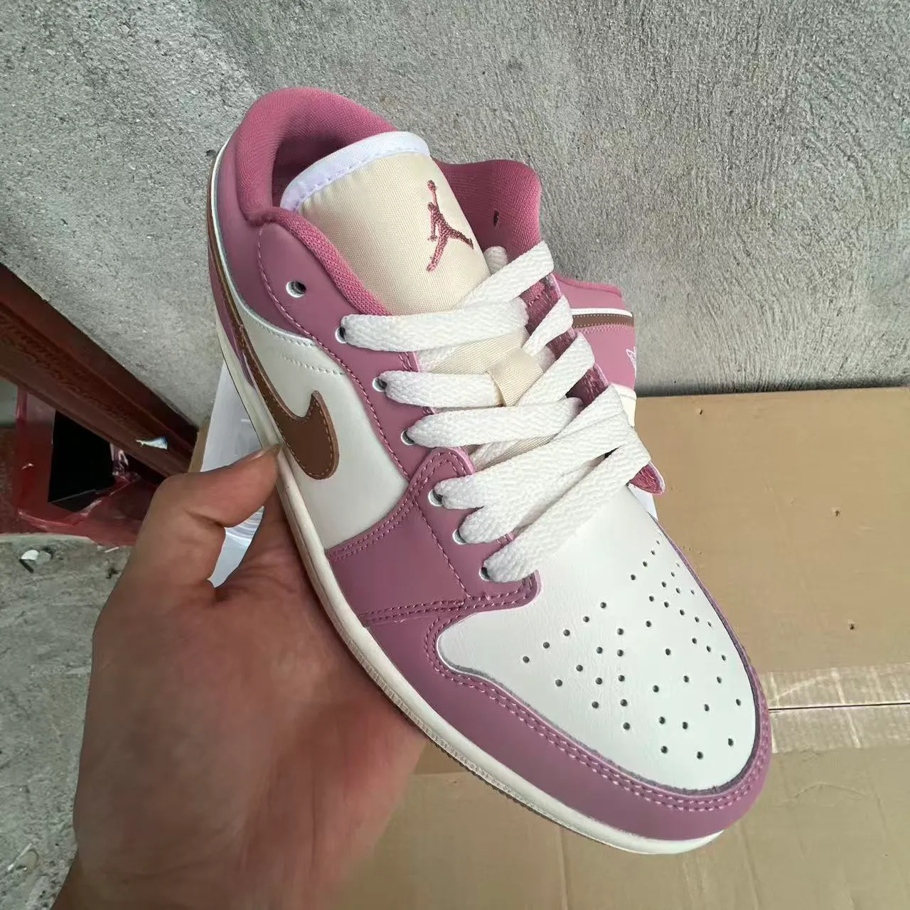 AJ 1 Low Desert Berry Shoes Sneakers - nk0002800 - Image 10